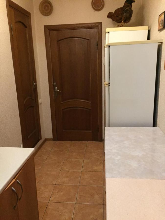 Бюджетные Комнаты: Центральное Расположение с Wi-Fi Ternopil Exterior photo