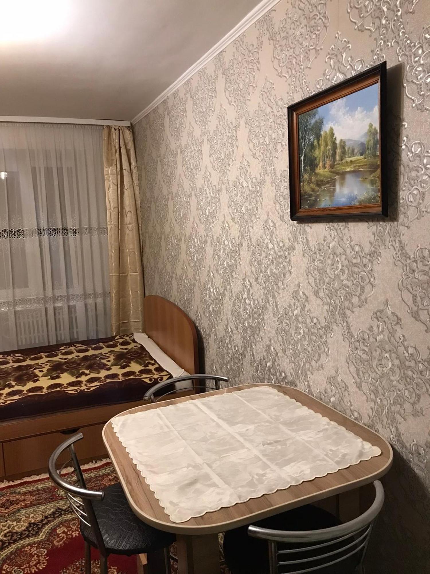 Бюджетные Комнаты: Центральное Расположение с Wi-Fi Ternopil Exterior photo